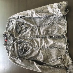 Worn once; like-new shirt!